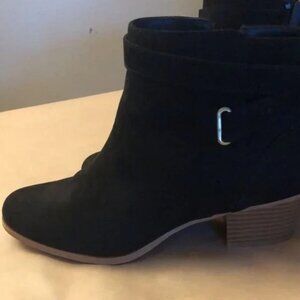 FINAL SALE Giani Bernini Suede Booties